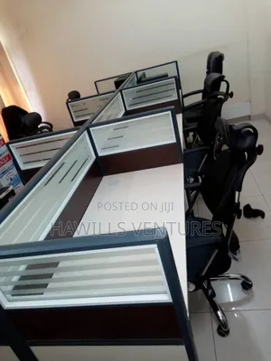 6 Unit Office Workstation