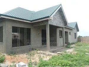 4bdrm House in Dki Properties, Valley View Area for sale