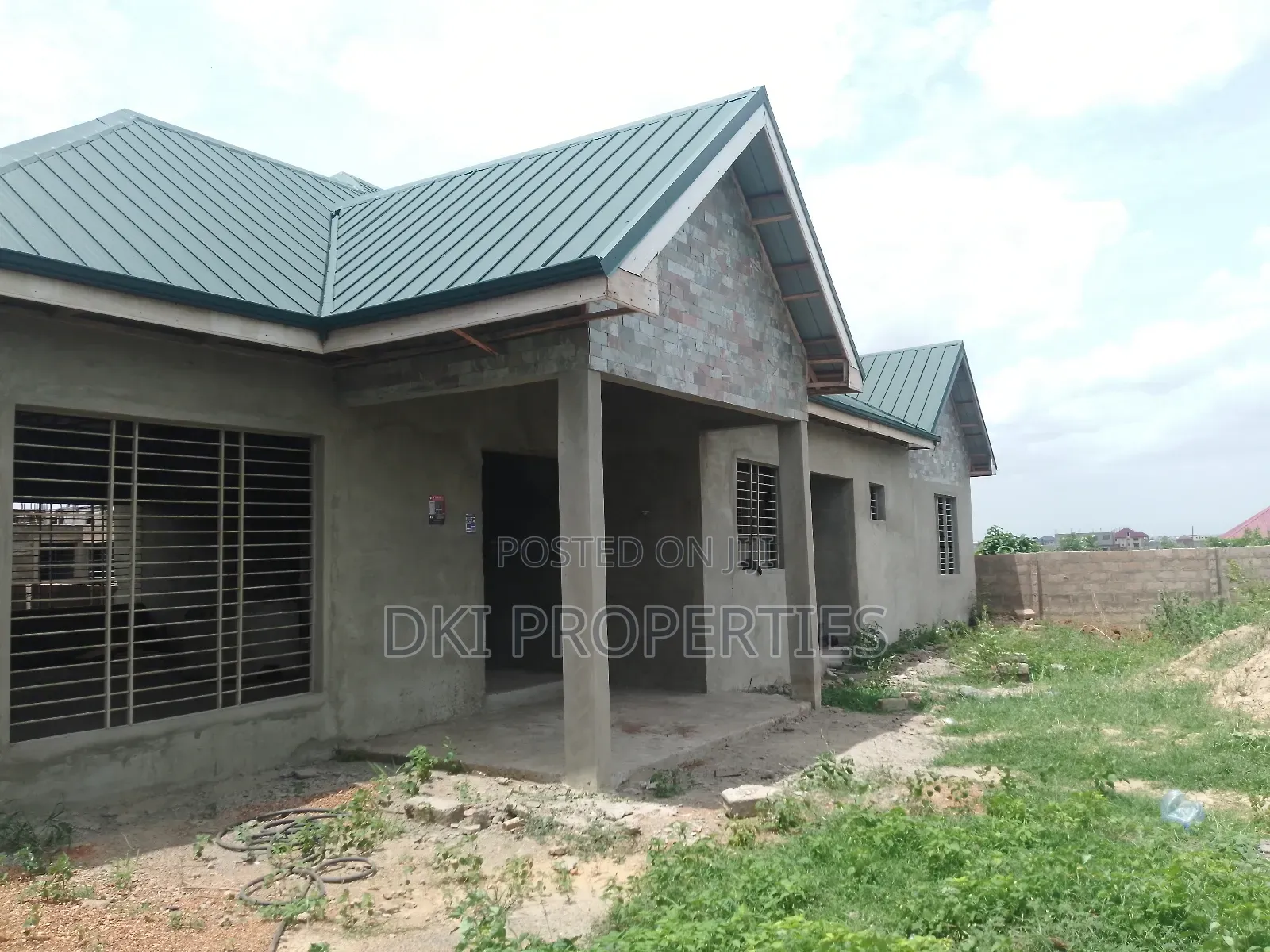 4bdrm House in Dki Properties, Valley View Area for sale