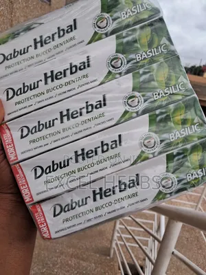Dabur Herbal Oral Protection Natural Toothpaste,Strong Teeth