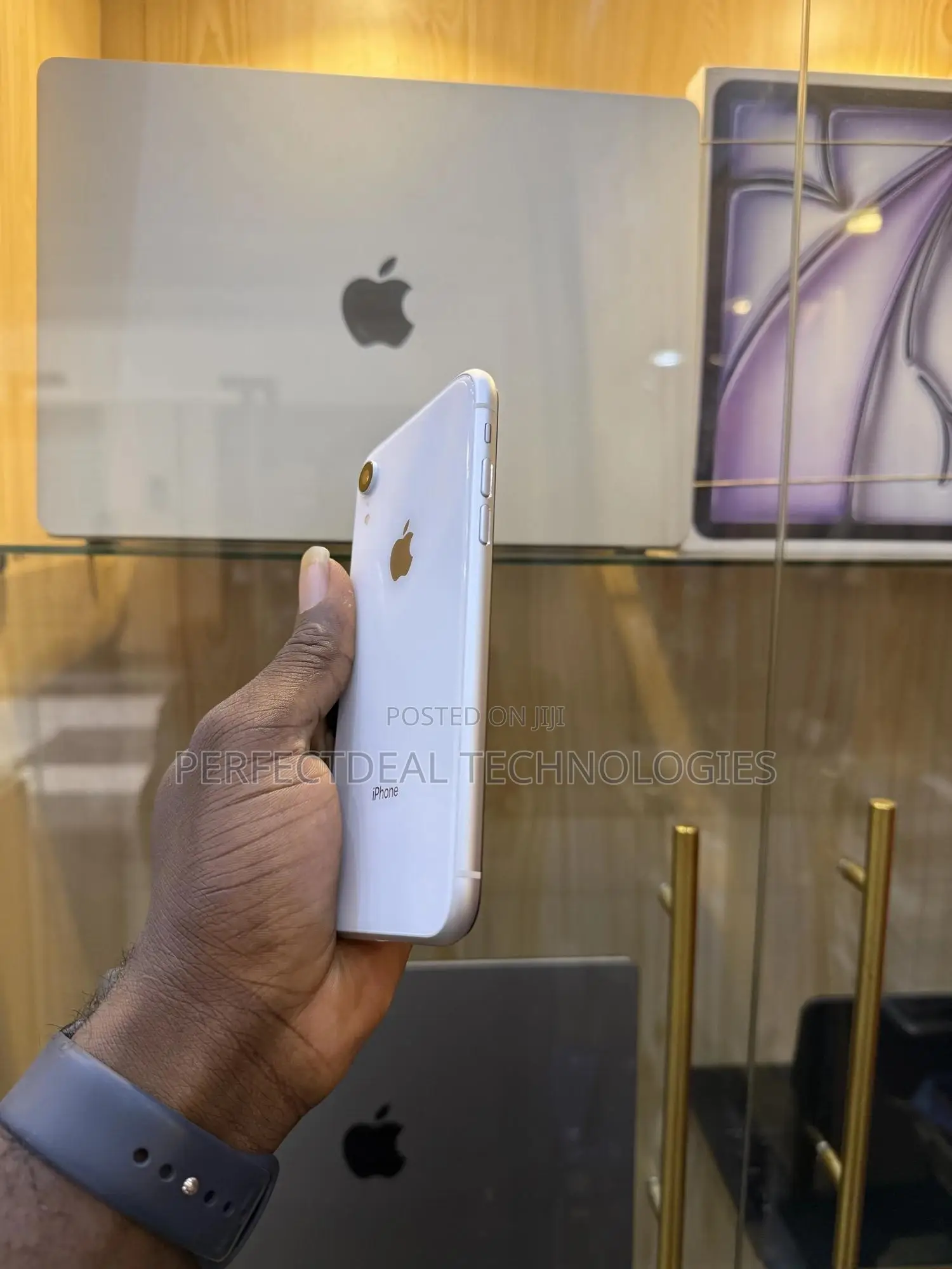 New Apple iPhone XR 128 GB White