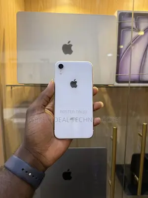 New Apple iPhone XR 128 GB White