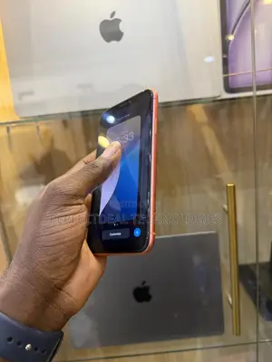 New Apple iPhone XR 64 GB Orange