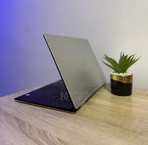 Laptop Dell XPS 15 9570 8GB Intel Core I7 SSD 256GB