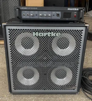 Hartke Hydrive Hd410 Bass Cabinet With an Lh500 Amplifier