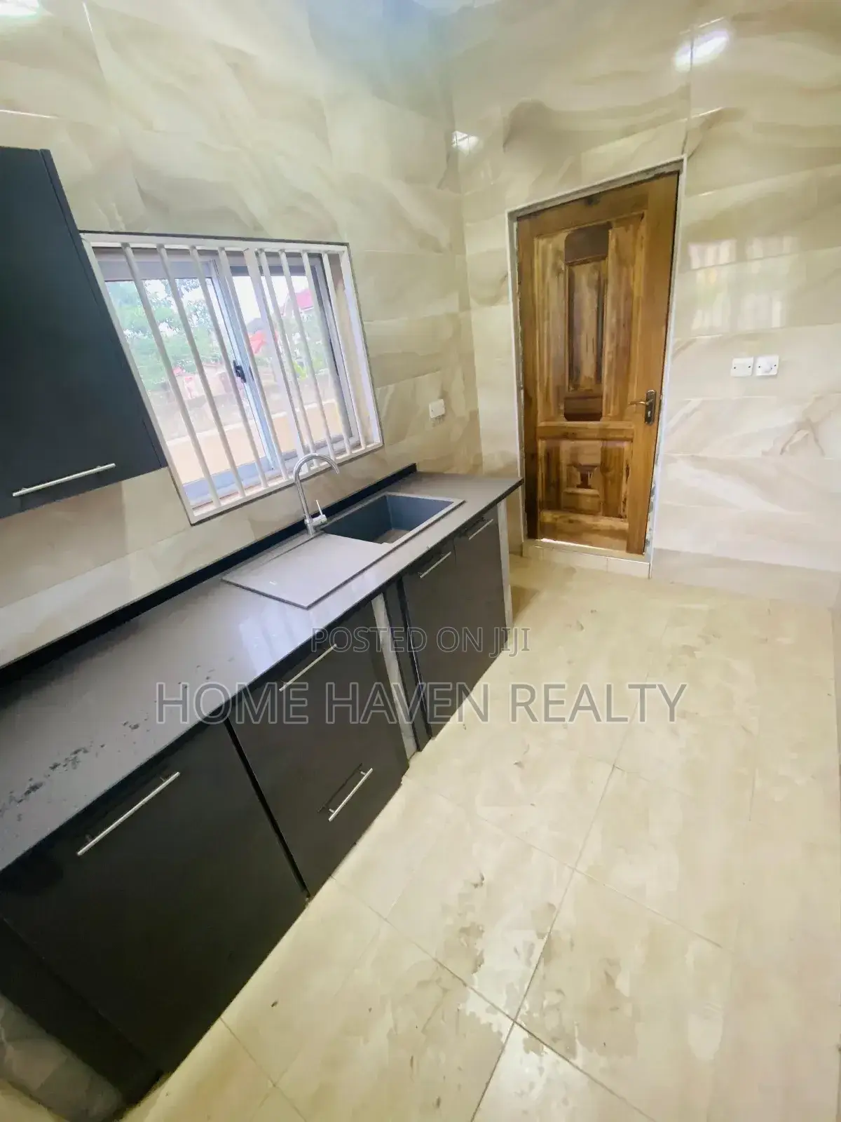2bdrm Apartment in East Airport, Spintex for rent