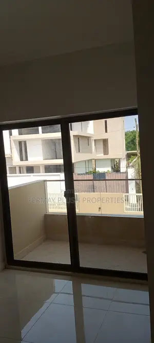 Furnished 1bdrm Apartment in Accra Homes for sale