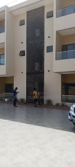 Furnished 1bdrm Apartment in Accra Homes for sale