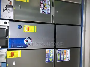 Energy Saving Midea Bottom Freezer 174 Liters Available