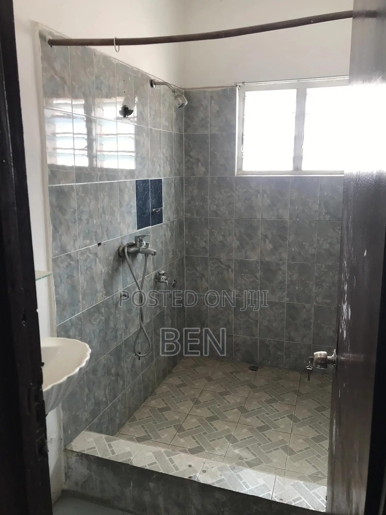 3bdrm House in Abelenkpe, Abelemkpe for rent