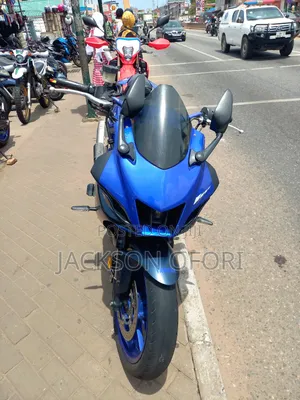 Yamaha R6 2022 Blue