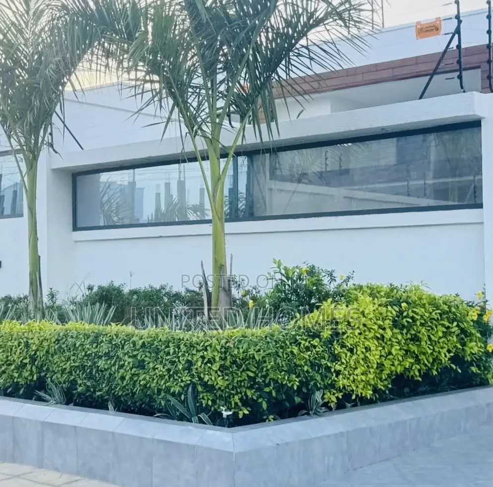 4bdrm House in East Legon for sale