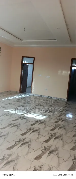 2bdrm Apartment in Dansoman Exhibition for rent