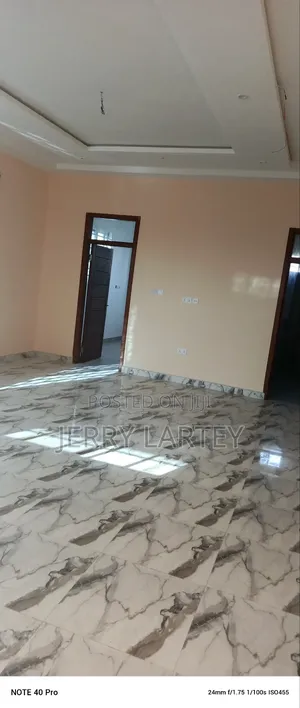 2bdrm Apartment in Dansoman Exhibition for rent
