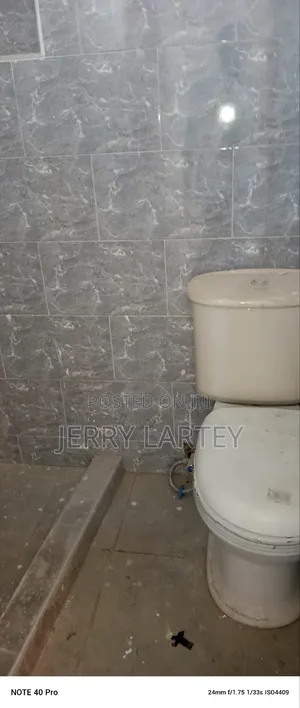 2bdrm Apartment in Dansoman Exhibition for rent