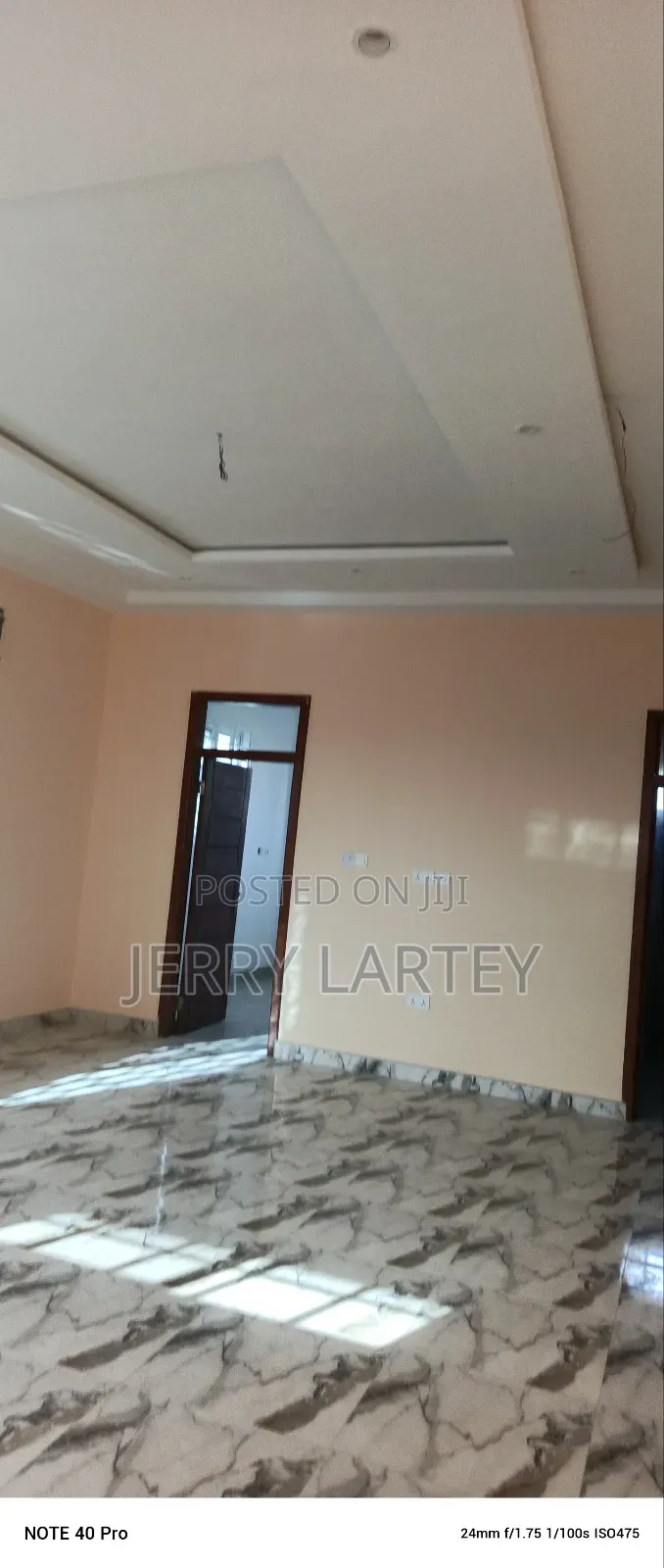 2bdrm Apartment in Dansoman Exhibition for rent