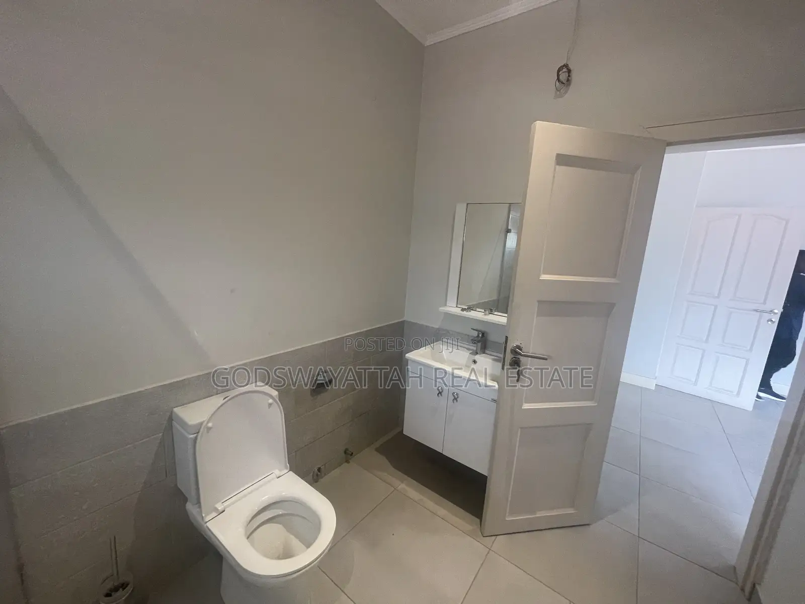 3bdrm House in East Legon, Adjiriganor for rent