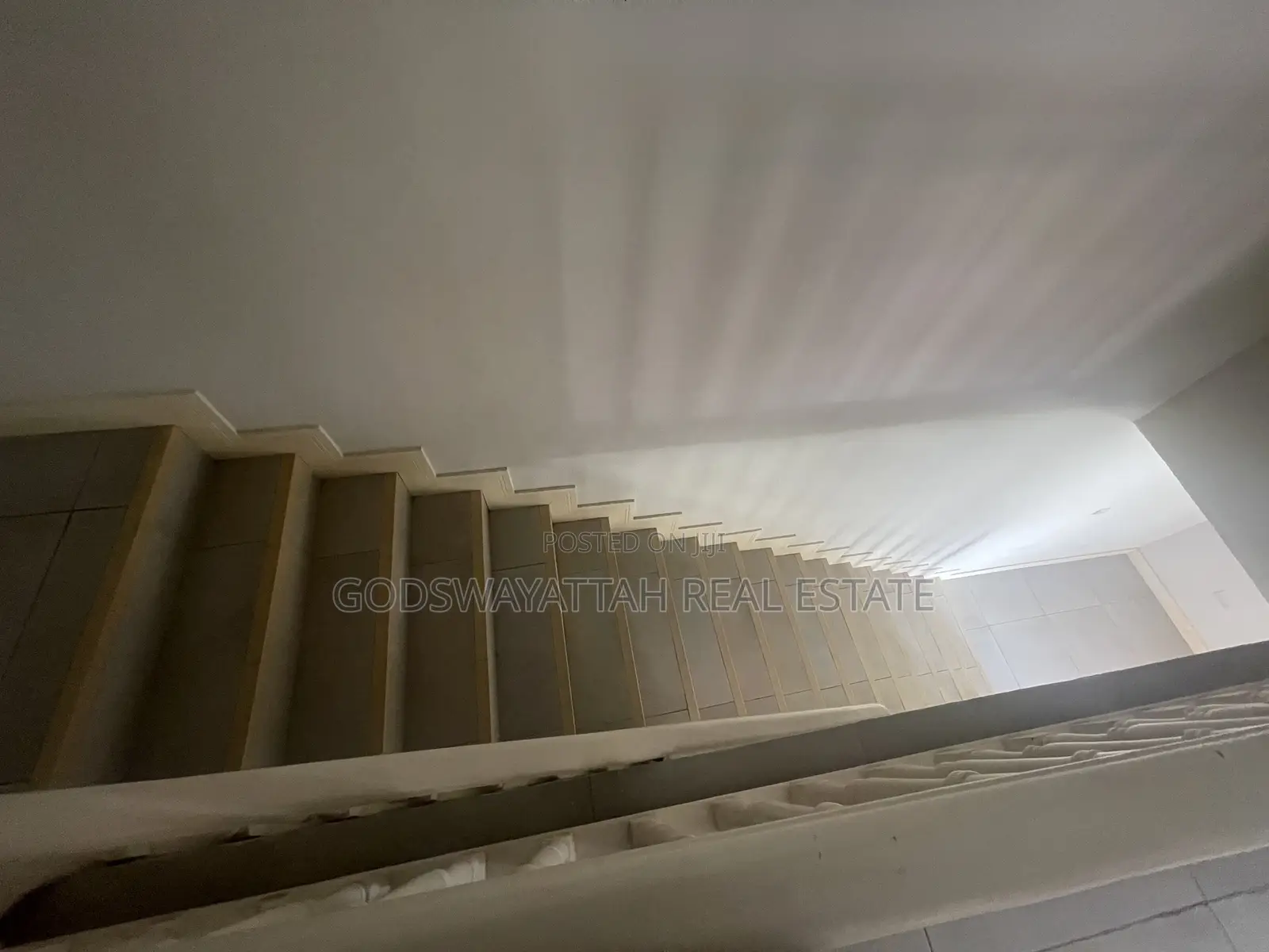 3bdrm House in East Legon, Adjiriganor for rent