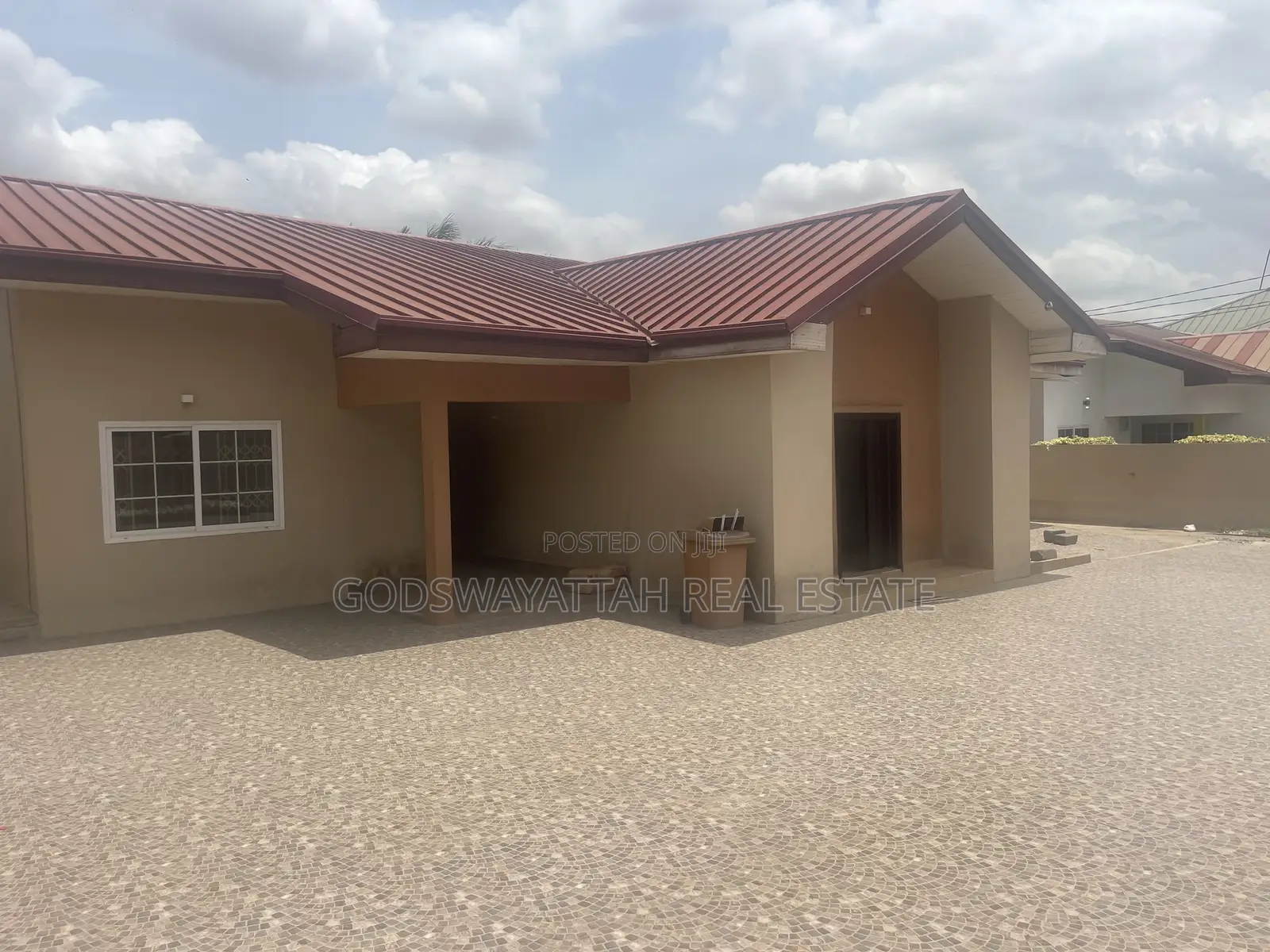 3bdrm House in East Legon, Adjiriganor for rent