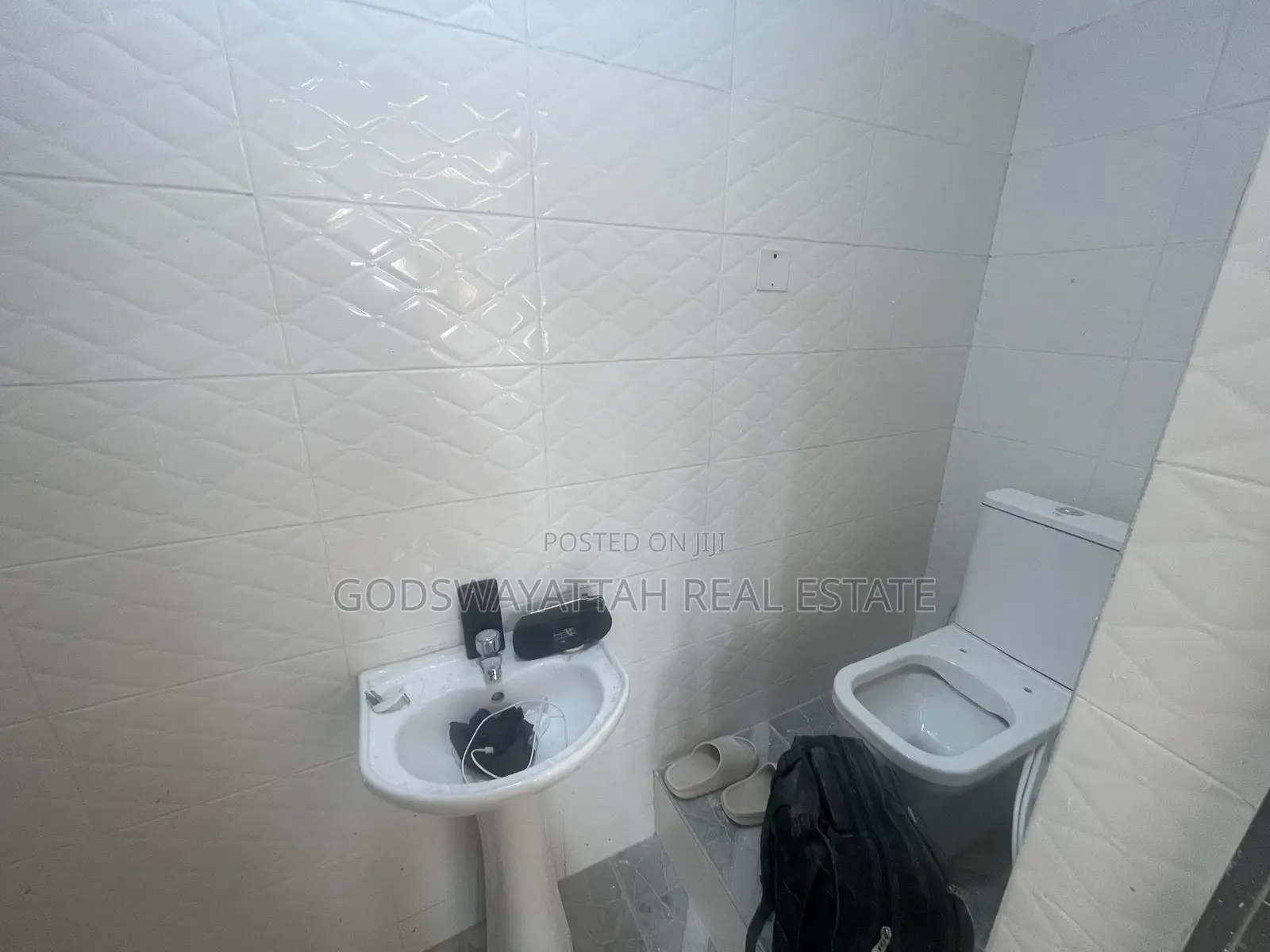 1bdrm Apartment in East Legon, Adjiriganor for rent