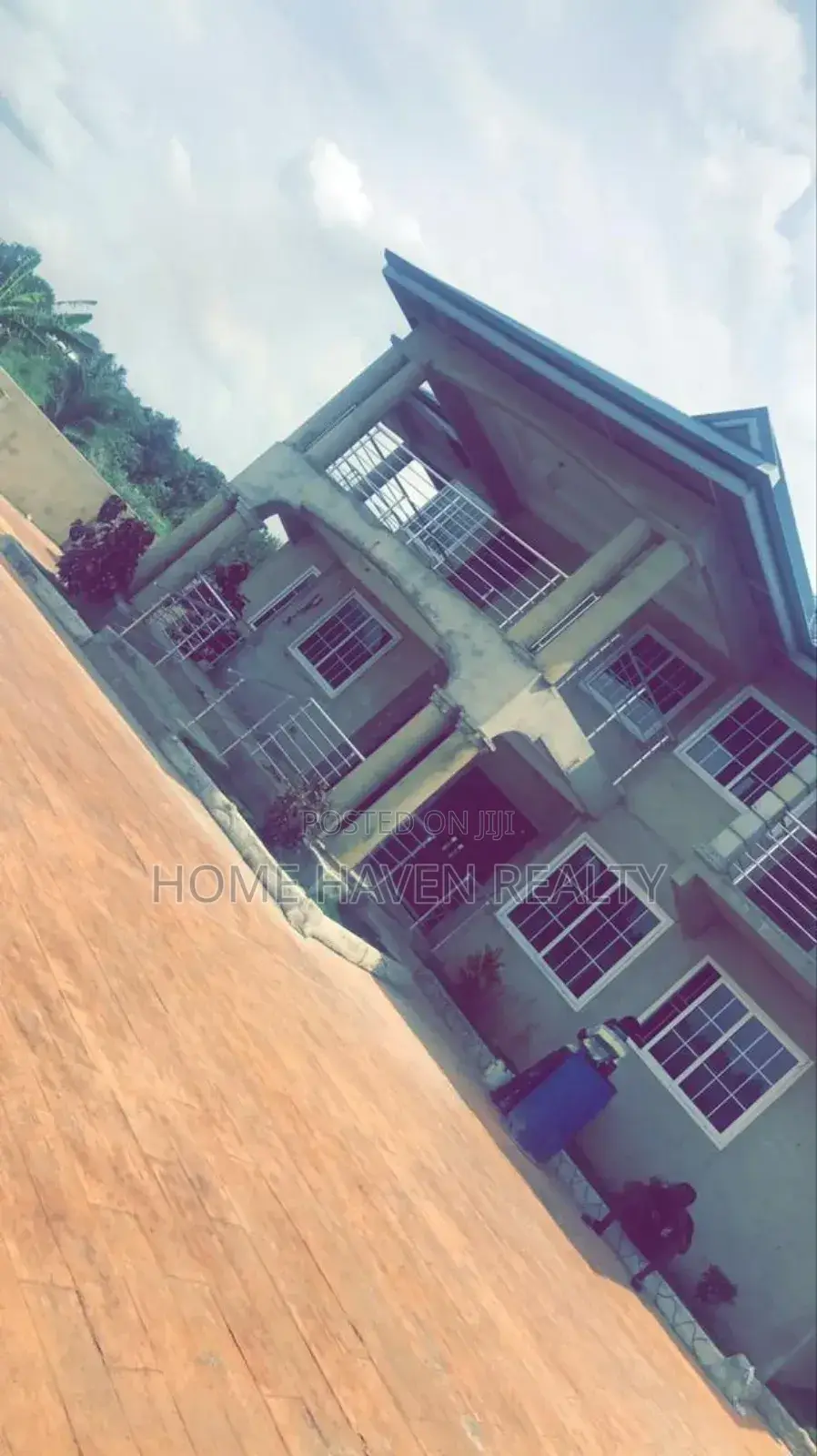7bdrm House in Koans Panpanso, Amasaman for sale