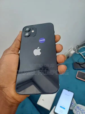 Apple iPhone 12 64 GB Black