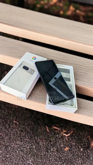 New Google Pixel 7 128 GB Gold