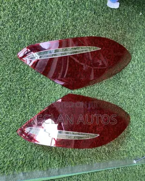 Mercedes Benz C300 2018 Tail Light Cover