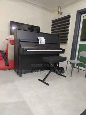 Steinhoff Upright Piano – Clean Powerful Sound