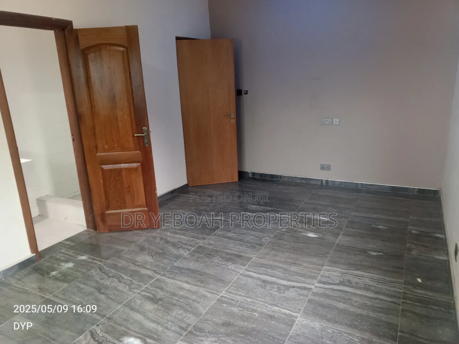 4bdrm Chalet in Spintex Road:- 4 for rent