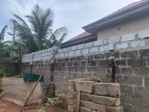 18bdrm Apartment in New Bortiano for sale