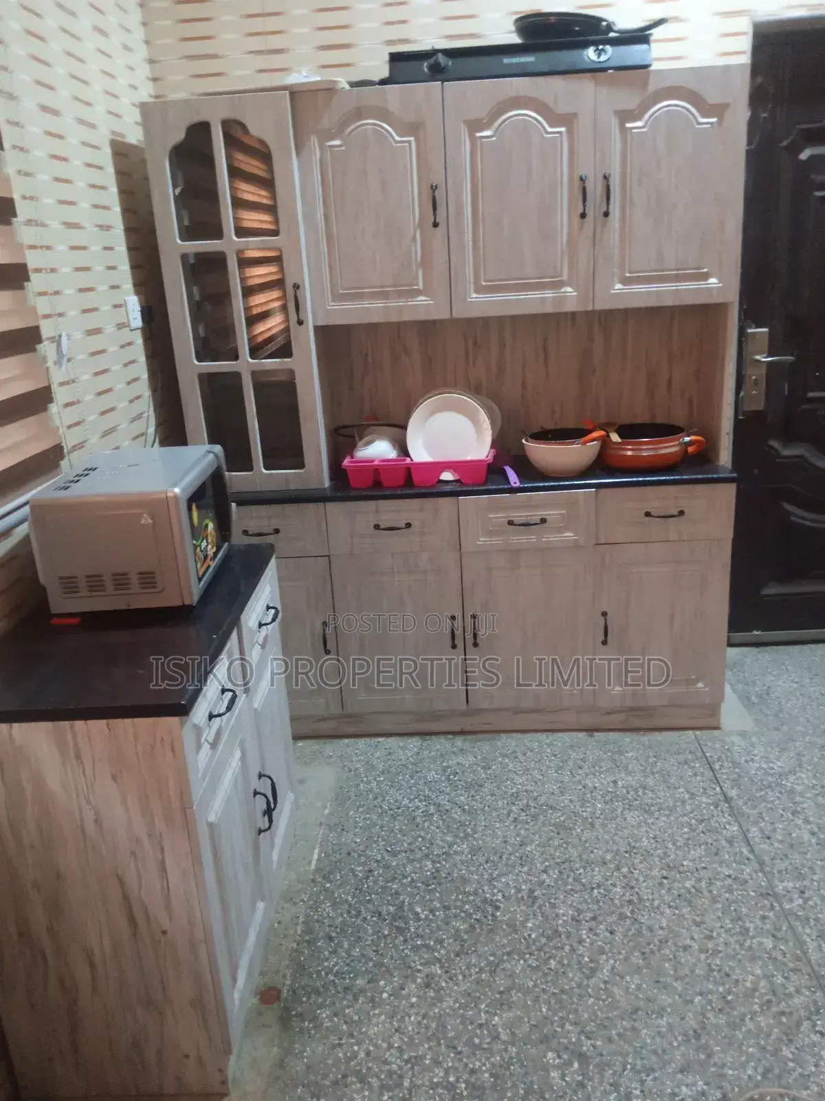 Furnished Short Let / Short Stay Airbnb Apartment for Rent