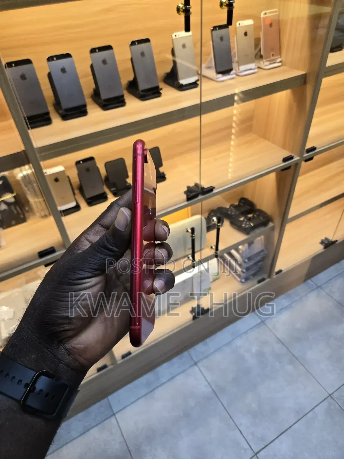 Apple iPhone XR 64 GB Red