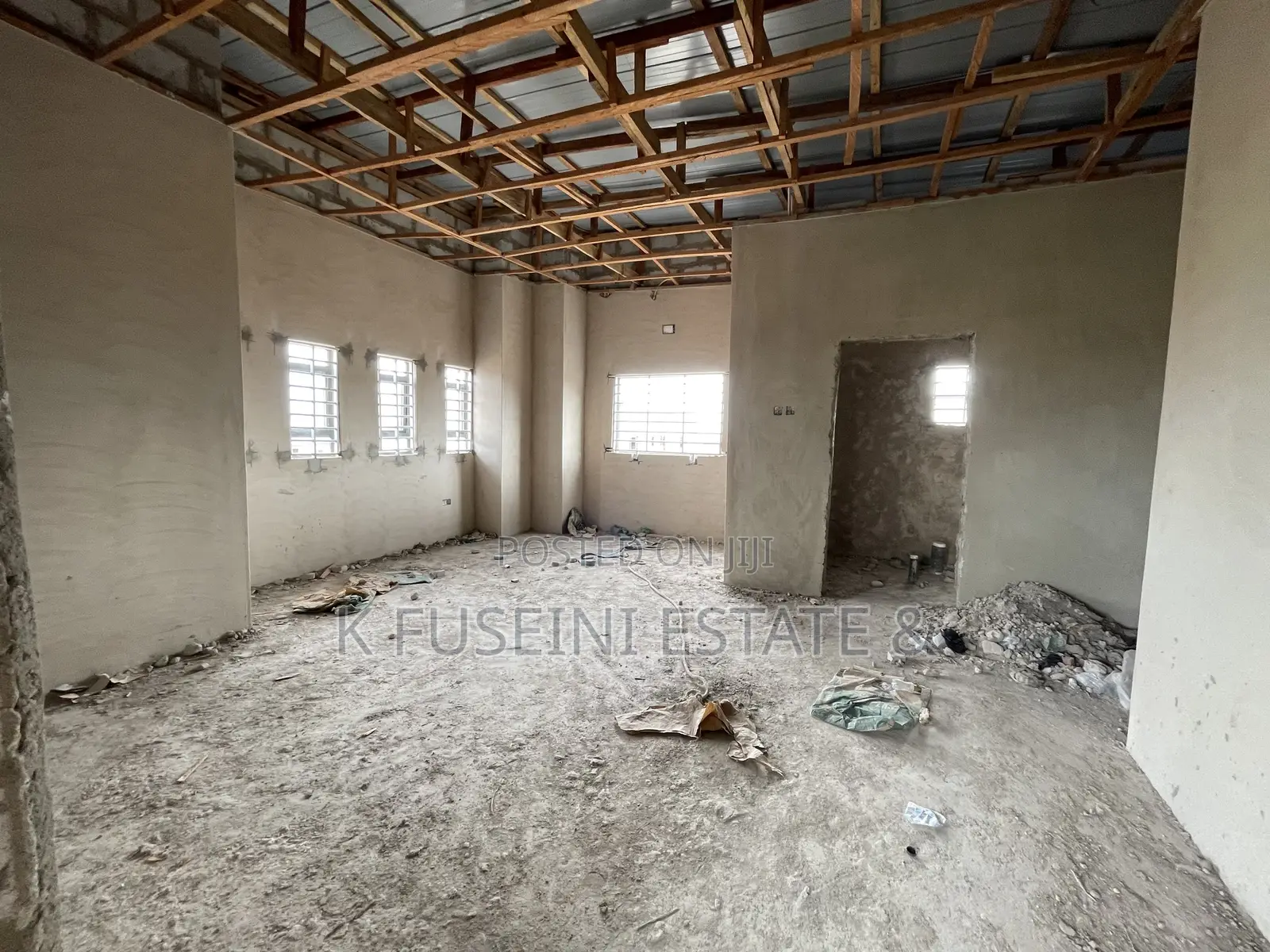 4bdrm House in K Fuseini Estate, Kumasi Metropolitan for sale