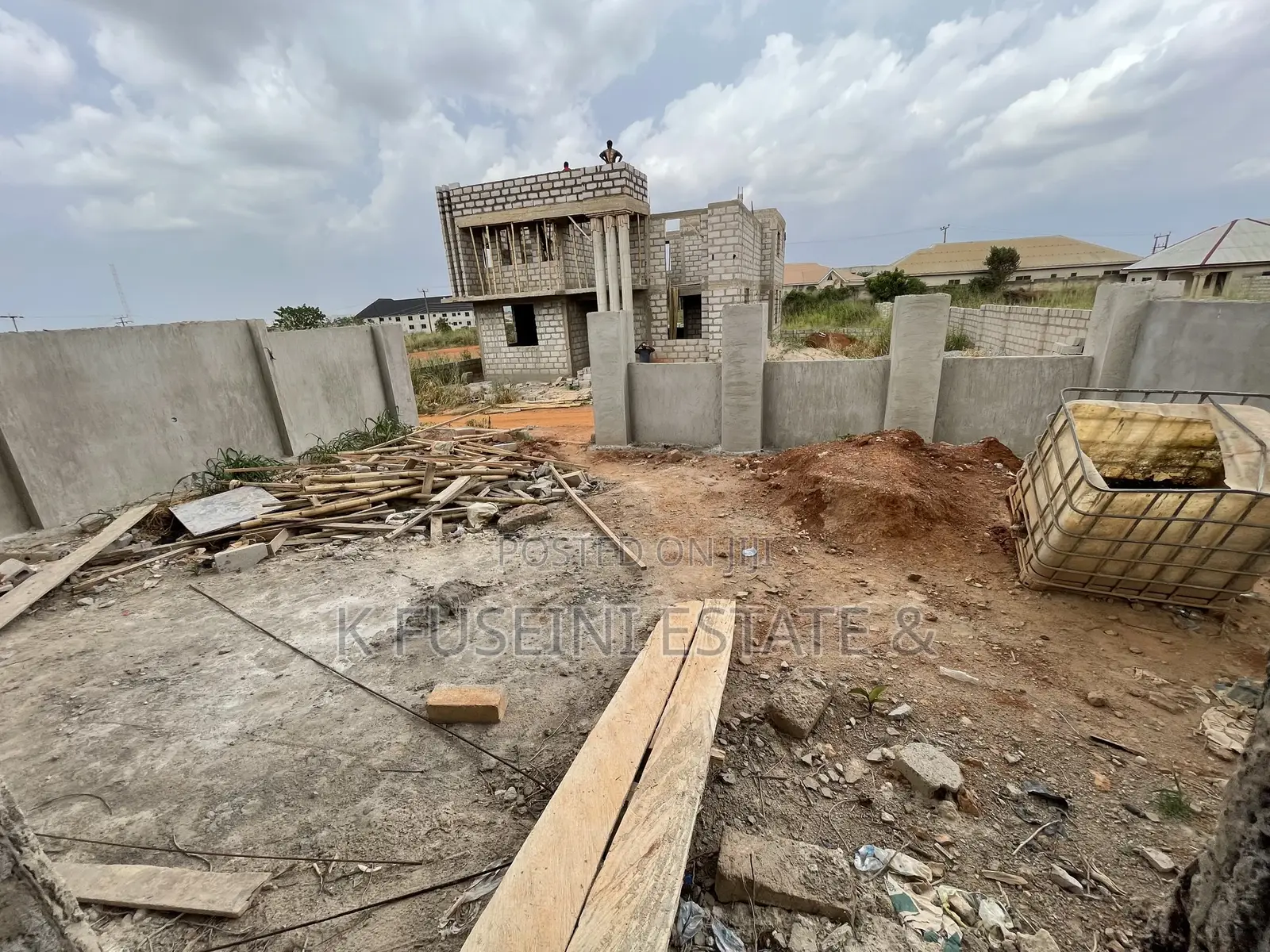 4bdrm House in K Fuseini Estate, Kumasi Metropolitan for sale