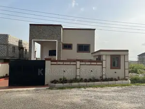 4bdrm House in K Fuseini Estate, Kumasi Metropolitan for sale