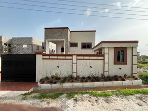 4bdrm House in K Fuseini Estate, Kumasi Metropolitan for sale