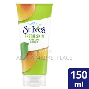 St Ives Fresh Skin Apricot Scrub 150ml