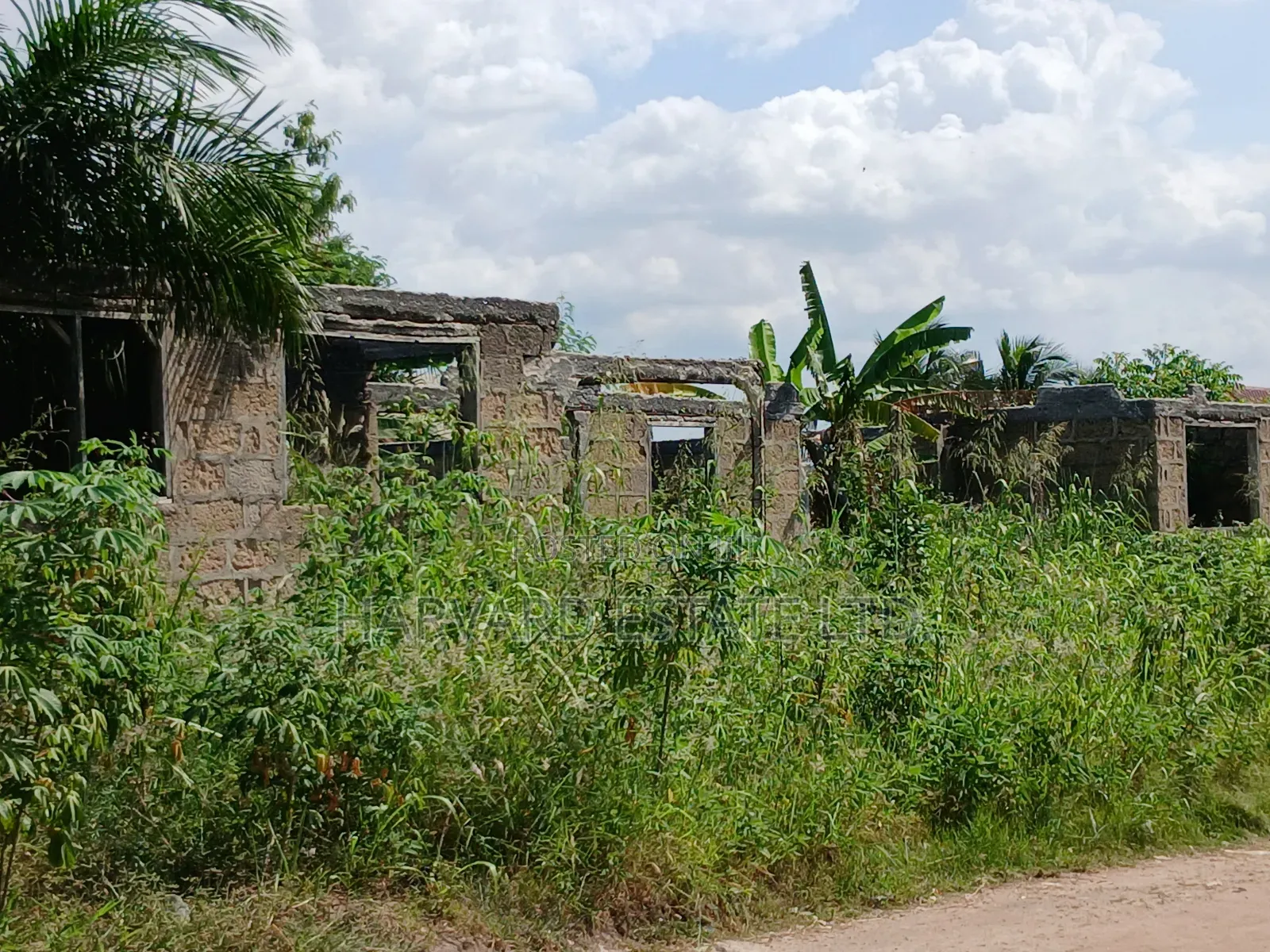 Land for Sale at Oduom on Tech Ejisu Road