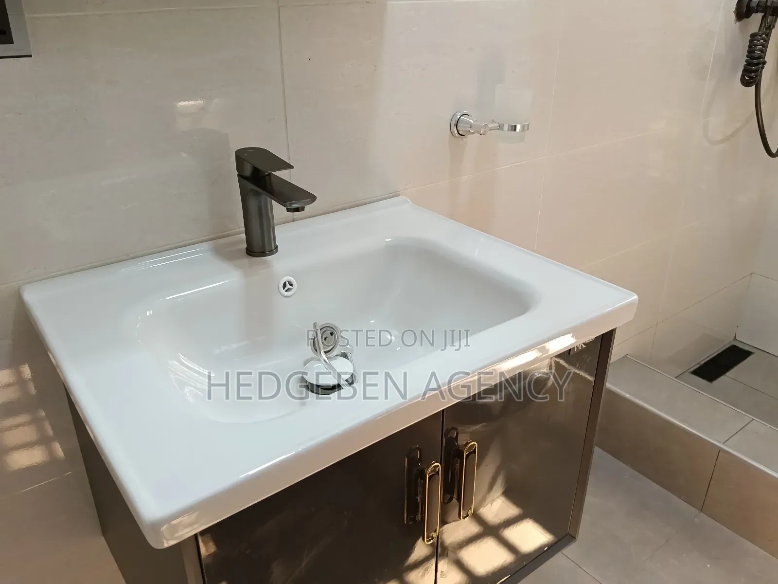 2bdrm Apartment in Adenta for rent