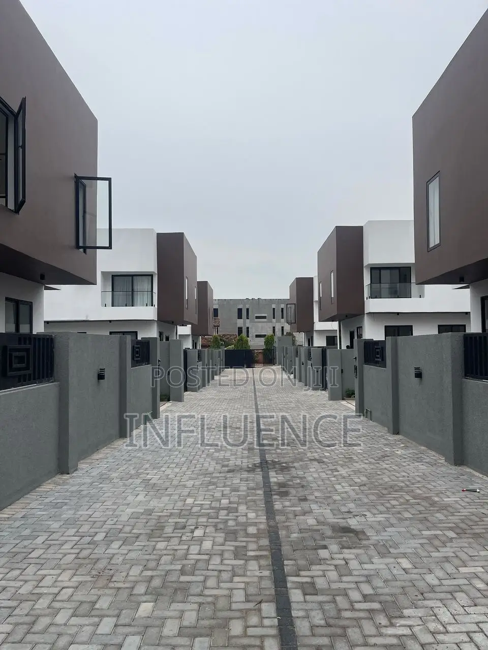3bdrm House in Westland, East Legon for sale