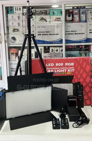 Led 800 RGB Professional Photo and Video Led Light Kit