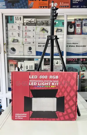 Led 600+ RGB Professional Photo and Video Led Light Kit