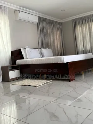 Contemporary Self Compound for Sale