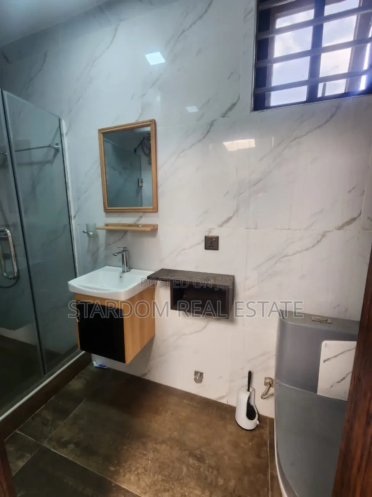 3bdrm Duplex in Ogbojo, East Legon for rent