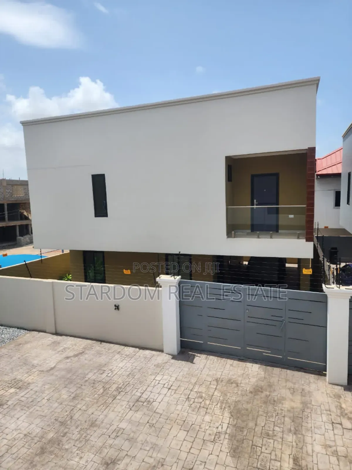 3bdrm Duplex in Ogbojo, East Legon for rent
