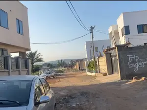 3bdrm Duplex in Oyarifa for sale