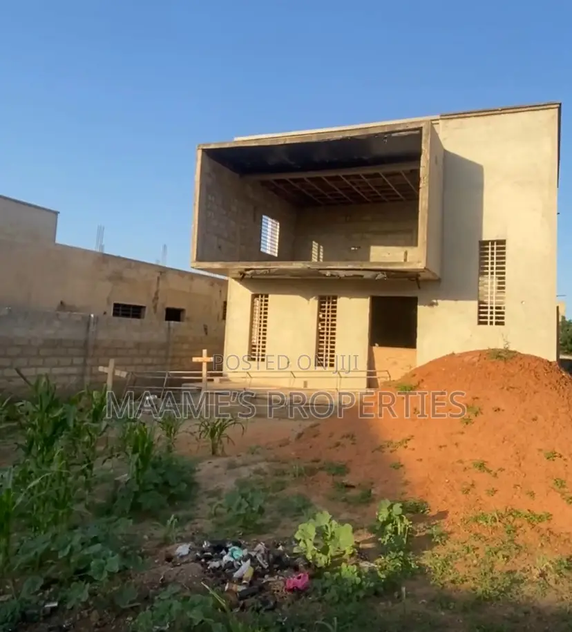 3bdrm Duplex in Oyarifa for sale