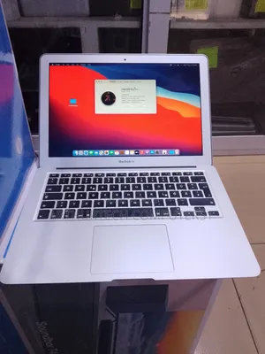 Laptop Apple MacBook Air 2011 4GB Intel Core I5 SSD 128GB