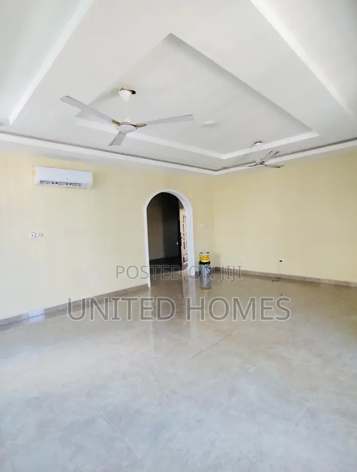 4bdrm House in East Legon for rent